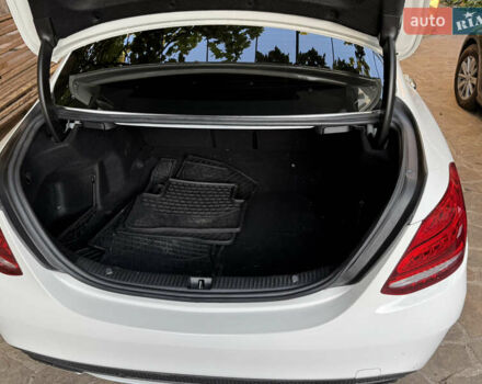 Белый Мерседес Ц-Класс, объемом двигателя 2 л и пробегом 140 тыс. км за 20500 $, фото 15 на Automoto.ua