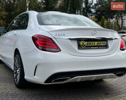 Білий Мерседес Ц-Клас, об'ємом двигуна 1.99 л та пробігом 160 тис. км за 16999 $, фото 4 на Automoto.ua