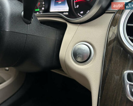 Білий Мерседес Ц-Клас, об'ємом двигуна 2 л та пробігом 165 тис. км за 17999 $, фото 28 на Automoto.ua