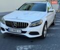 Белый Мерседес Ц-Класс, объемом двигателя 2.2 л и пробегом 92 тыс. км за 18950 $, фото 2 на Automoto.ua