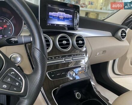 Білий Мерседес Ц-Клас, об'ємом двигуна 1.99 л та пробігом 153 тис. км за 19000 $, фото 28 на Automoto.ua