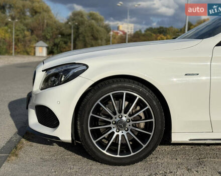 Білий Мерседес Ц-Клас, об'ємом двигуна 1.99 л та пробігом 124 тис. км за 17999 $, фото 12 на Automoto.ua