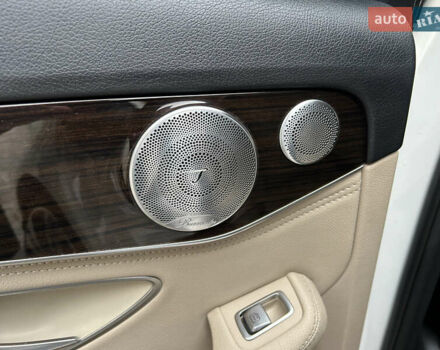 Білий Мерседес Ц-Клас, об'ємом двигуна 2 л та пробігом 165 тис. км за 17999 $, фото 21 на Automoto.ua