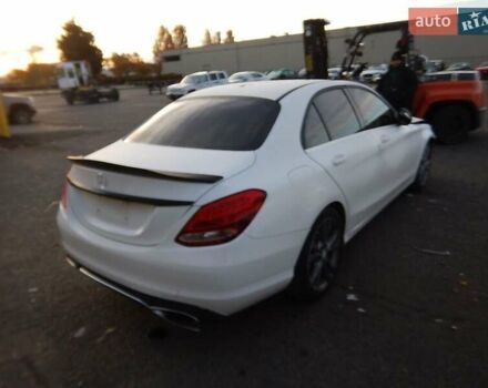 Белый Мерседес Ц-Класс, объемом двигателя 2 л и пробегом 163 тыс. км за 11700 $, фото 1 на Automoto.ua