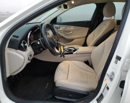 Білий Мерседес Ц-Клас, об'ємом двигуна 2 л та пробігом 26 тис. км за 3500 $, фото 6 на Automoto.ua