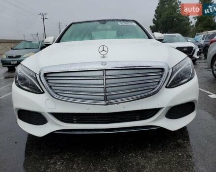 Білий Мерседес Ц-Клас, об'ємом двигуна 2 л та пробігом 119 тис. км за 3000 $, фото 5 на Automoto.ua