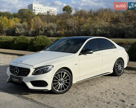 Білий Мерседес Ц-Клас, об'ємом двигуна 1.99 л та пробігом 124 тис. км за 17999 $, фото 2 на Automoto.ua