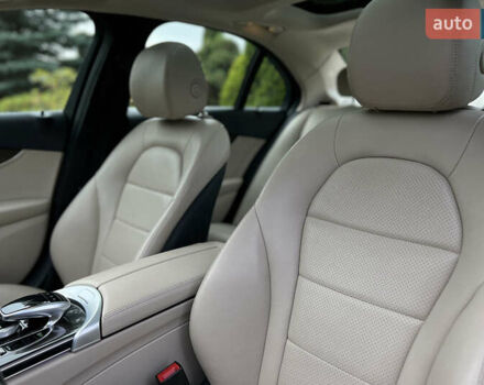 Білий Мерседес Ц-Клас, об'ємом двигуна 1.99 л та пробігом 160 тис. км за 16999 $, фото 9 на Automoto.ua