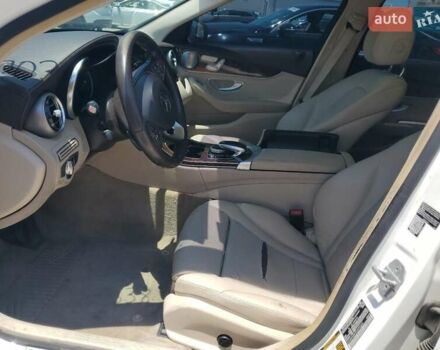 Білий Мерседес Ц-Клас, об'ємом двигуна 2 л та пробігом 164 тис. км за 3200 $, фото 6 на Automoto.ua