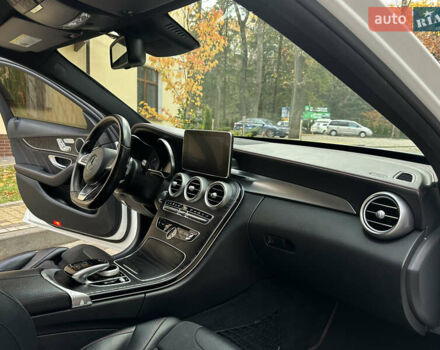 Мерседес Ц-Класс 2016 в Дрогобыче на Automoto.ua Белый Мерседес Ц-Класс, объемом двигателя 3 л и пробегом 184 тыс. км за 22000 $, фото 87 на Automoto.ua