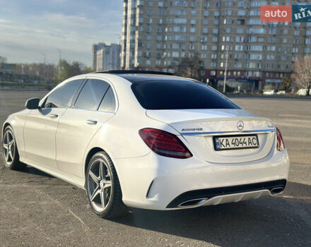 Білий Мерседес Ц-Клас, об'ємом двигуна 1.99 л та пробігом 108 тис. км за 20000 $, фото 3 на Automoto.ua