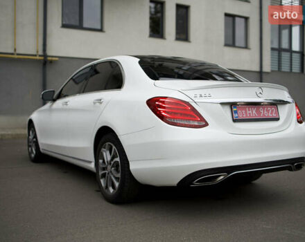 Белый Мерседес Ц-Класс, объемом двигателя 2 л и пробегом 166 тыс. км за 19000 $, фото 12 на Automoto.ua
