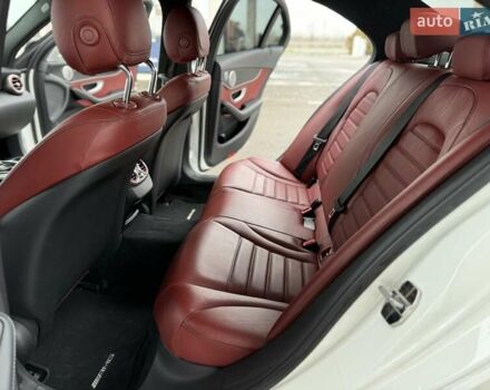 Белый Мерседес Ц-Класс, объемом двигателя 2 л и пробегом 130 тыс. км за 22000 $, фото 28 на Automoto.ua