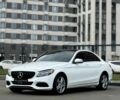 Белый Мерседес Ц-Класс, объемом двигателя 2 л и пробегом 160 тыс. км за 17950 $, фото 5 на Automoto.ua