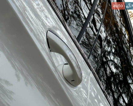 Мерседес Ц-Класс 2016 в Дрогобыче на Automoto.ua Белый Мерседес Ц-Класс, объемом двигателя 3 л и пробегом 184 тыс. км за 22000 $, фото 19 на Automoto.ua