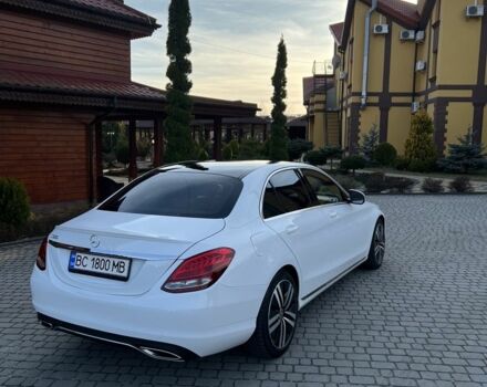 Белый Мерседес Ц-Класс, объемом двигателя 2 л и пробегом 69 тыс. км за 24900 $, фото 2 на Automoto.ua