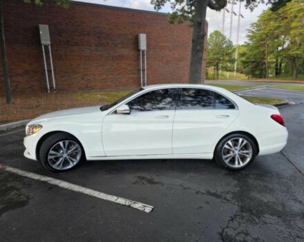 Білий Мерседес Ц-Клас, об'ємом двигуна 2 л та пробігом 73 тис. км за 9000 $, фото 3 на Automoto.ua