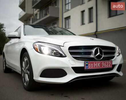 Белый Мерседес Ц-Класс, объемом двигателя 2 л и пробегом 166 тыс. км за 19000 $, фото 60 на Automoto.ua