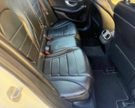 Белый Мерседес Ц-Класс, объемом двигателя 2 л и пробегом 79 тыс. км за 2450 $, фото 8 на Automoto.ua