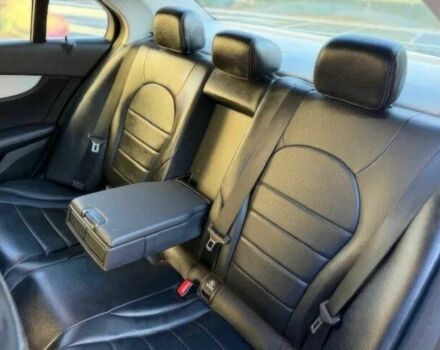 Белый Мерседес Ц-Класс, объемом двигателя 2 л и пробегом 79 тыс. км за 2450 $, фото 10 на Automoto.ua