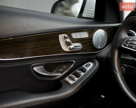 Белый Мерседес Ц-Класс, объемом двигателя 2 л и пробегом 166 тыс. км за 19000 $, фото 39 на Automoto.ua