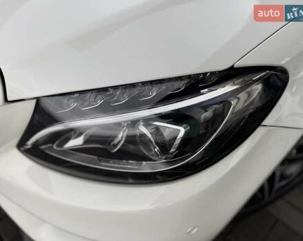 Белый Мерседес Ц-Класс, объемом двигателя 2 л и пробегом 130 тыс. км за 22000 $, фото 5 на Automoto.ua