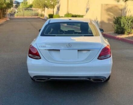 Белый Мерседес Ц-Класс, объемом двигателя 2 л и пробегом 79 тыс. км за 2450 $, фото 4 на Automoto.ua