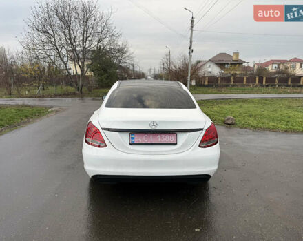 Белый Мерседес Ц-Класс, объемом двигателя 1.6 л и пробегом 205 тыс. км за 17200 $, фото 7 на Automoto.ua