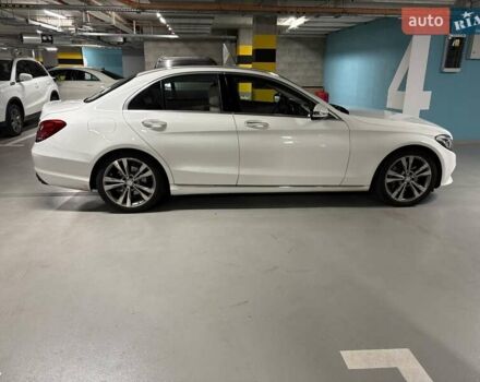 Белый Мерседес Ц-Класс, объемом двигателя 1.99 л и пробегом 153 тыс. км за 20000 $, фото 7 на Automoto.ua