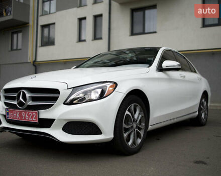 Белый Мерседес Ц-Класс, объемом двигателя 2 л и пробегом 166 тыс. км за 19000 $, фото 5 на Automoto.ua