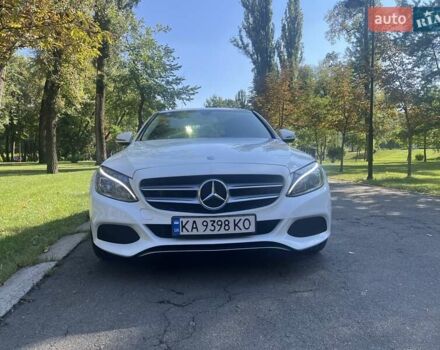 Белый Мерседес Ц-Класс, объемом двигателя 1.99 л и пробегом 160 тыс. км за 25700 $, фото 4 на Automoto.ua