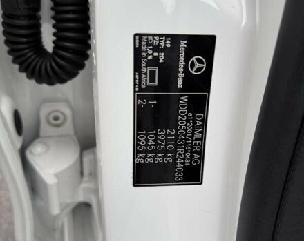 Белый Мерседес Ц-Класс, объемом двигателя 2 л и пробегом 130 тыс. км за 22000 $, фото 33 на Automoto.ua