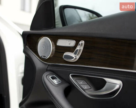 Белый Мерседес Ц-Класс, объемом двигателя 2 л и пробегом 166 тыс. км за 19000 $, фото 45 на Automoto.ua