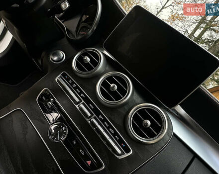 Мерседес Ц-Класс 2016 в Дрогобыче на Automoto.ua Белый Мерседес Ц-Класс, объемом двигателя 3 л и пробегом 184 тыс. км за 22000 $, фото 99 на Automoto.ua