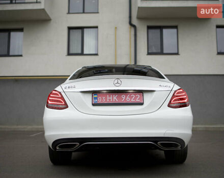 Белый Мерседес Ц-Класс, объемом двигателя 2 л и пробегом 166 тыс. км за 19000 $, фото 15 на Automoto.ua