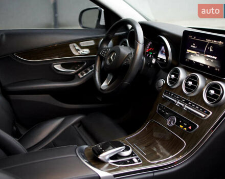 Белый Мерседес Ц-Класс, объемом двигателя 2 л и пробегом 166 тыс. км за 19000 $, фото 48 на Automoto.ua