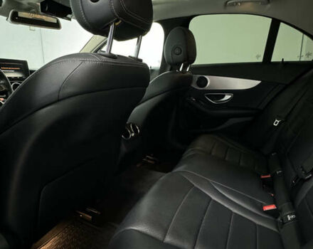 Белый Мерседес Ц-Класс, объемом двигателя 2.14 л и пробегом 144 тыс. км за 27000 $, фото 13 на Automoto.ua