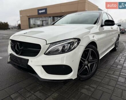 Белый Мерседес Ц-Класс, объемом двигателя 2 л и пробегом 130 тыс. км за 22000 $, фото 2 на Automoto.ua