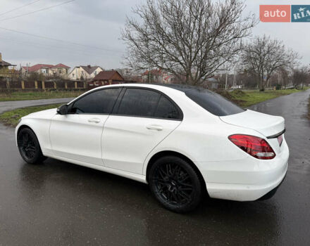 Белый Мерседес Ц-Класс, объемом двигателя 1.6 л и пробегом 205 тыс. км за 17200 $, фото 6 на Automoto.ua