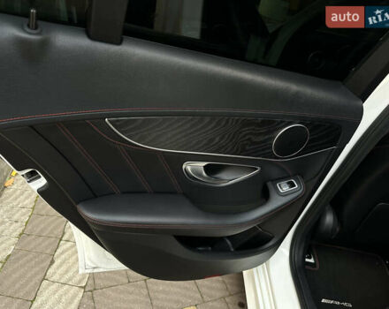 Мерседес Ц-Класс 2016 в Дрогобыче на Automoto.ua Белый Мерседес Ц-Класс, объемом двигателя 3 л и пробегом 184 тыс. км за 22000 $, фото 98 на Automoto.ua