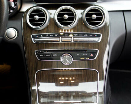 Белый Мерседес Ц-Класс, объемом двигателя 2 л и пробегом 166 тыс. км за 19000 $, фото 40 на Automoto.ua