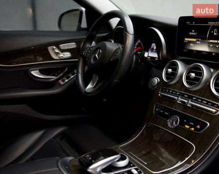 Белый Мерседес Ц-Класс, объемом двигателя 2 л и пробегом 166 тыс. км за 19000 $, фото 47 на Automoto.ua