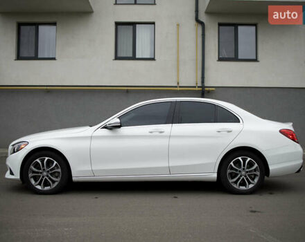 Белый Мерседес Ц-Класс, объемом двигателя 2 л и пробегом 166 тыс. км за 19000 $, фото 10 на Automoto.ua