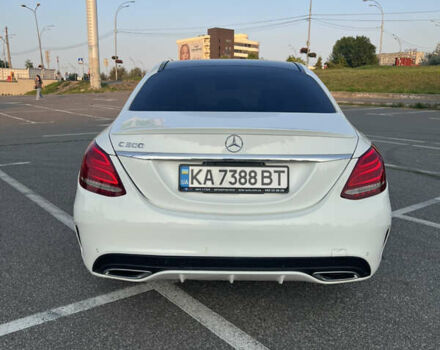 Мерседес Ц-Класс 2016 в Киеве на Automoto.ua Белый Мерседес Ц-Класс, объемом двигателя 2 л и пробегом 125 тыс. км за 19700 $, фото 10 на Automoto.ua