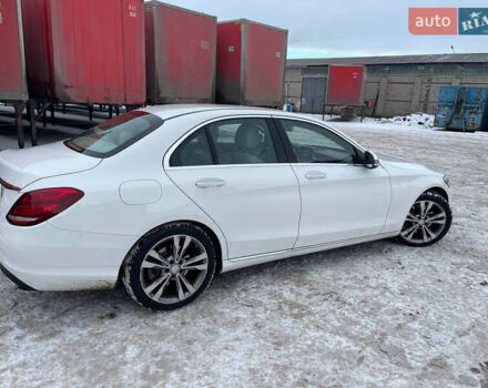 Білий Мерседес Ц-Клас, об'ємом двигуна 1.99 л та пробігом 153 тис. км за 18700 $, фото 4 на Automoto.ua