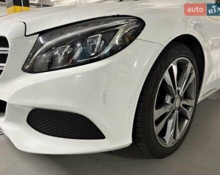 Белый Мерседес Ц-Класс, объемом двигателя 1.99 л и пробегом 153 тыс. км за 20000 $, фото 8 на Automoto.ua