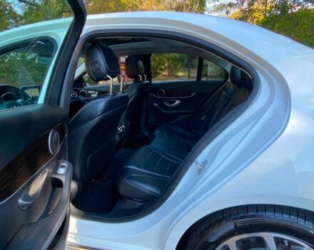 Білий Мерседес Ц-Клас, об'ємом двигуна 2 л та пробігом 74 тис. км за 15000 $, фото 12 на Automoto.ua