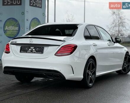 Белый Мерседес Ц-Класс, объемом двигателя 2 л и пробегом 130 тыс. км за 22000 $, фото 7 на Automoto.ua