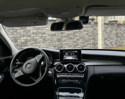 Белый Мерседес Ц-Класс, объемом двигателя 1.6 л и пробегом 85 тыс. км за 23500 $, фото 6 на Automoto.ua