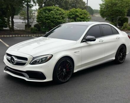 Белый Мерседес Ц-Класс, объемом двигателя 4 л и пробегом 68 тыс. км за 19900 $, фото 2 на Automoto.ua